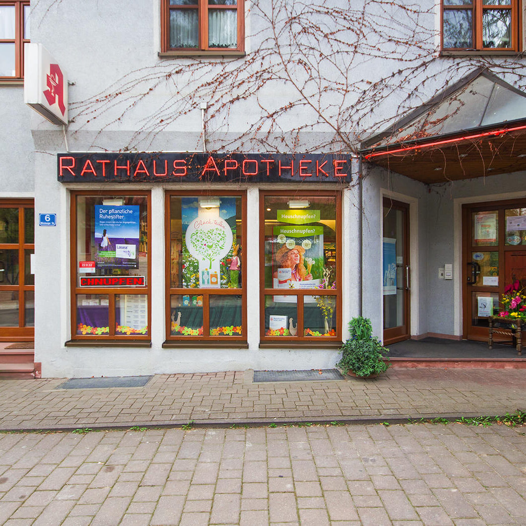 Rathaus Apotheke außen