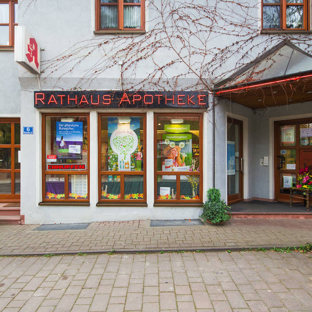 Rathaus Apotheke außen